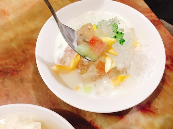Gợi ý 6 món ăn dưới 50k cực ngon khu phố cổ Hà Nội