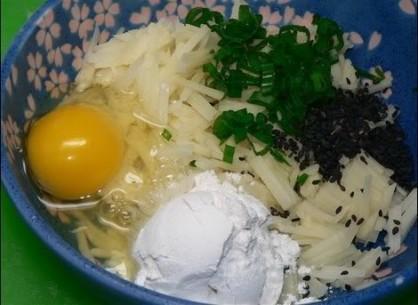 Học làm chả trứng khoai tây đơn giản ngon tuyệt