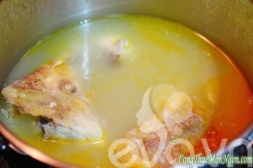 Hướng dẫn nấu canh cá nấu măng chua ngon