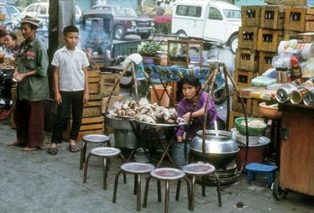 Khám phá Sài Gòn trước 1975 qua văn hóa ẩm thực đường phố