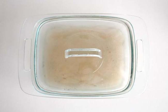 Không ai tin cơm có thể nấu bằng hộp thủy tinh cho đến khi bát cơm tơi xốp được dọn lên bàn
