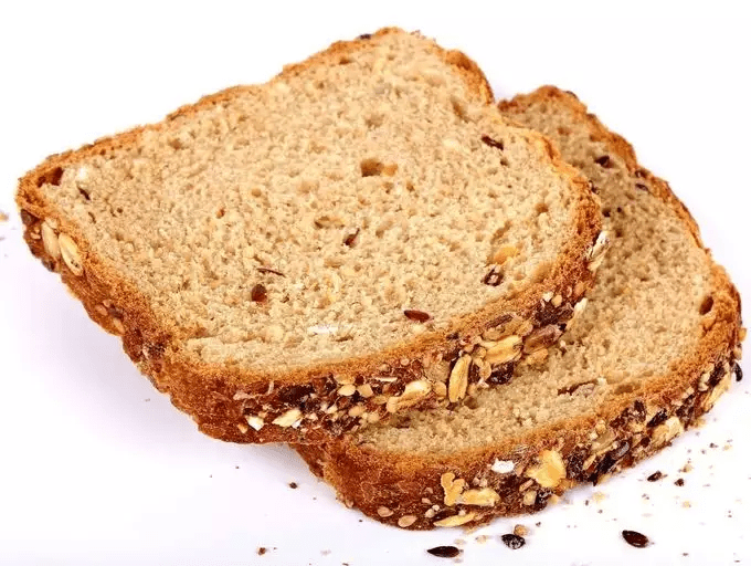 Không muốn mua phải bánh mì gối hỏng hay ôi thiu, chị em nên tránh ngay 7 sai lầm này