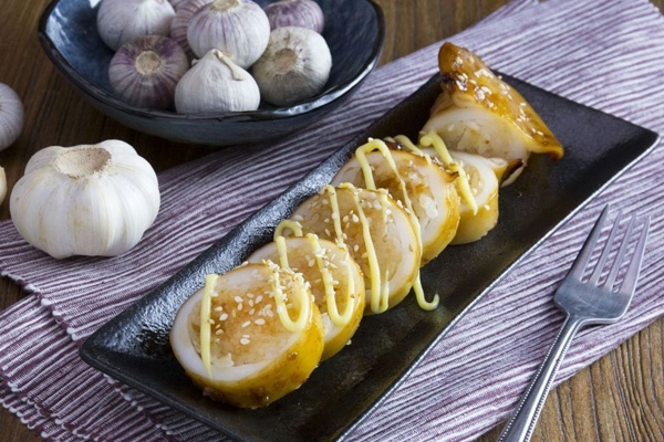Lạ miệng mực nhồi cơm nướng kiểu Nhật giòn thơm ăn bao ngon