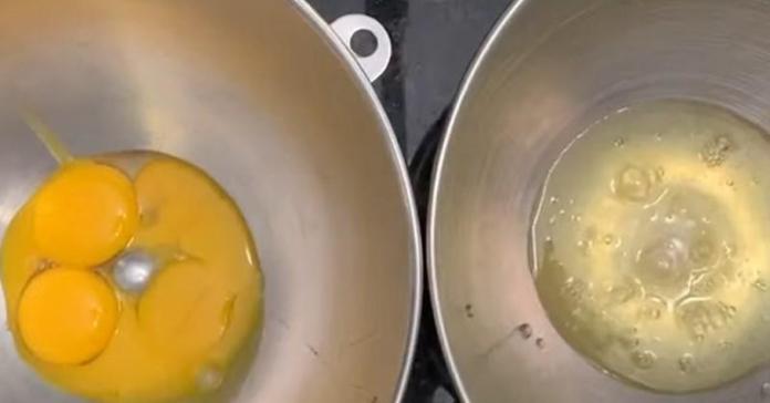 Làm bánh bông lan trứng muối ăn 