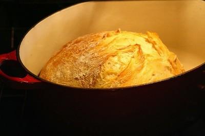 Làm bánh mỳ mềm ngon mà không cần nhào bột