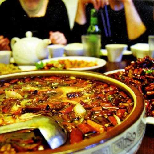 Lẩu Tứ Xuyên: Đậm đà hương vị Trung Hoa