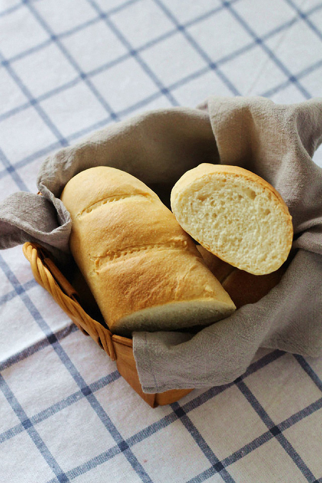 Mách bạn công thức làm bánh mì đặc ruột mềm ngon tuyệt đối