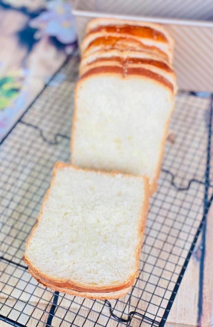 Mẹ đảm Sài Thành chia sẻ công thức tự làm 4 loại bánh mì ngon trong mùa giãn cách