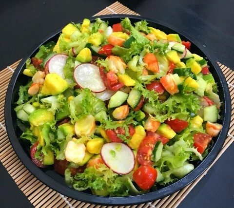 Muốn eo thon, dáng đẹp, tham khảo ngay 7 món salad tuyệt ngon này nhé!...