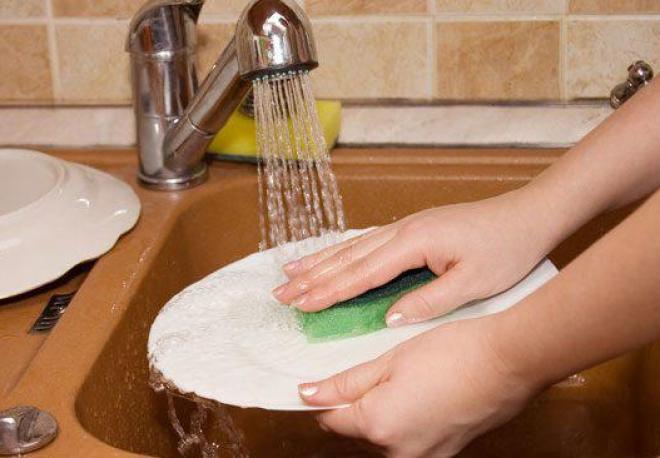 Muốn rửa bát nhanh, sạch mà không tốn sức cần chú ý 5 điều sau đây