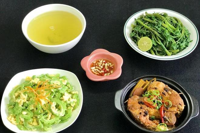 Những bữa cơm của vợ Hà Nội khiến chồng xuýt xoa 'cả thiên hạ không ai nấu ngon bằng'