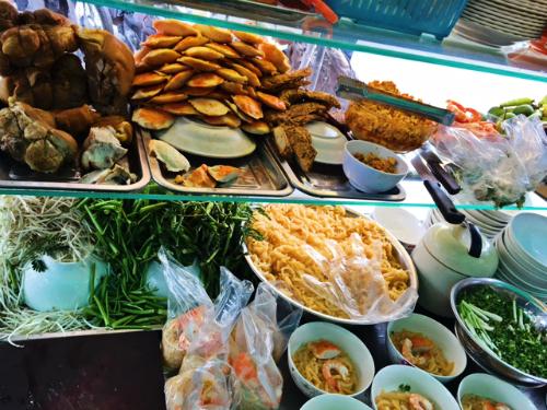 Quán bánh canh cua lạ miệng ở Sài Gòn