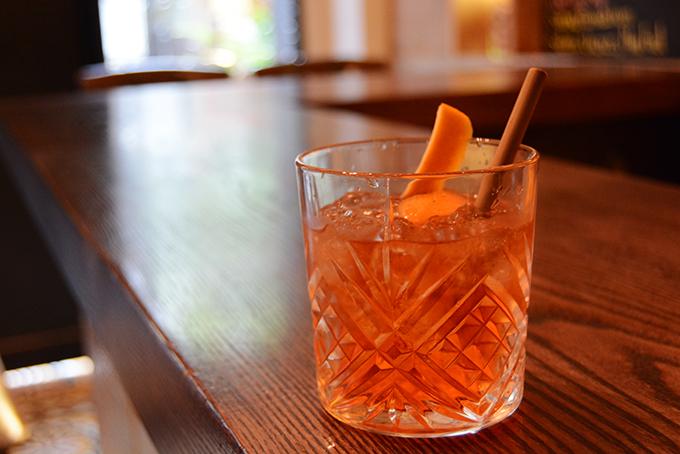Quán bar phố cổ sáng tạo cocktail Mỹ - Triều nhân hội nghị thượng đỉnh