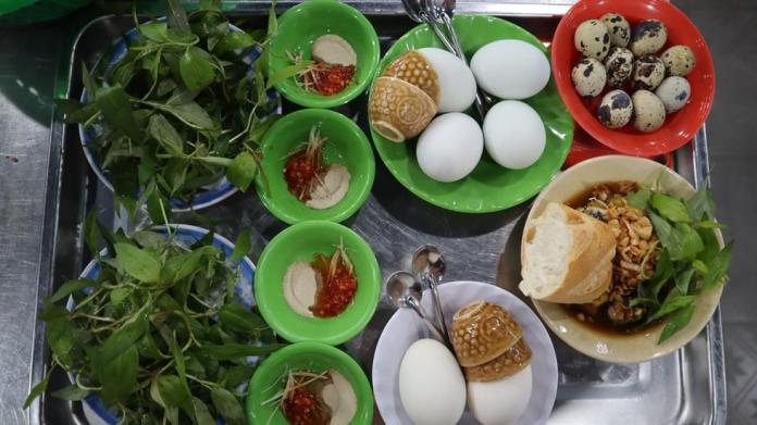 Quán vịt lộn Sài Gòn 6 lần 'thua' để nay bán 1000 trứng/ngày, sống khỏe giữa Covid-19