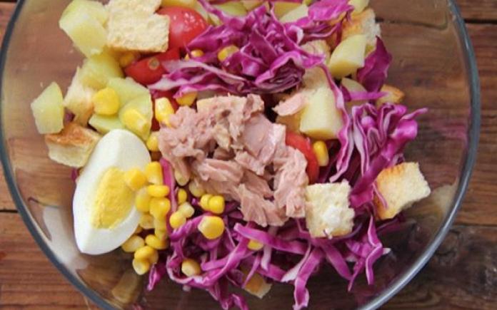 Salad bắp cải tím món ăn "thần thánh" cho cô nàng muốn giảm cân