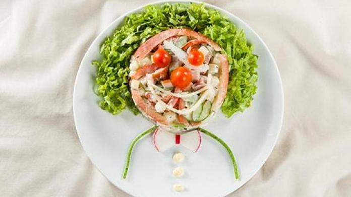 Salad dưa leo trộn xúc xích vừa ngon miệng, vừa bổ dưỡng