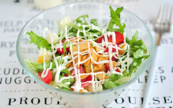 Salad rau quả thanh mát cho ngày nắng lên