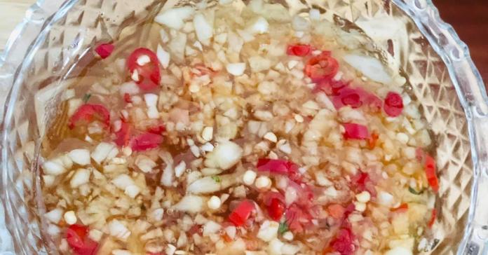 Sung muối xổi và sung muối chua - 2 món ăn giúp các chị em chống ngán giữa các món ăn nhiều đạm trong ngày Tết