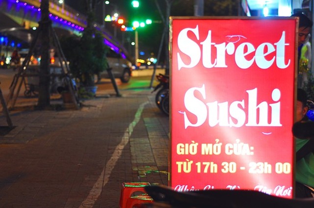 Sushi phong cách đường phố ở Nguyễn Chí Thanh