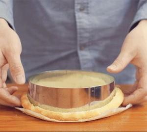 Thử bánh LeTao “chuẩn” vị Nhật Bản với phô mai và matcha thơm mát