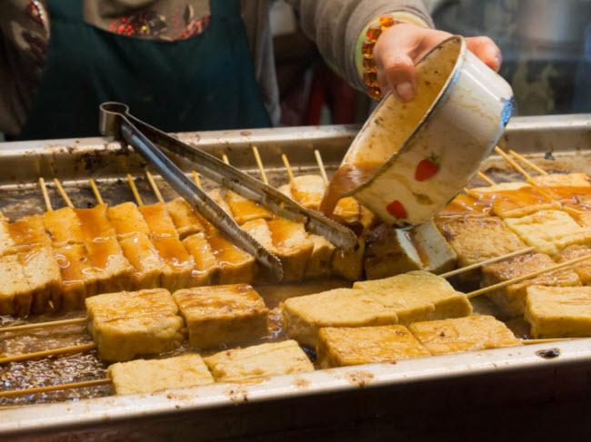 Top những món ăn đường phố hấp dẫn nhất Châu Á sao có thể thiếu đại diện từ Việt Nam