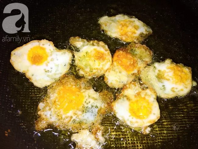 Trứng cút xốt cà - làm nhanh trong 10 phút mà ăn vô cùng ngon miệng và đưa cơm
