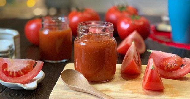 Tự tay làm sốt cà chua tươi nhanh trong nháy mắt, vừa rẻ vừa không lo hóa chất