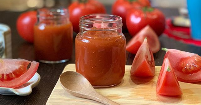 Tự tay làm sốt cà chua tươi nhanh trong nháy mắt, vừa rẻ vừa không lo hóa chất
