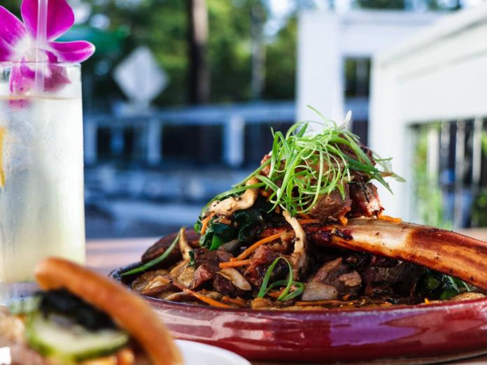 Vua đầu bếp Mỹ gốc Việt Christine Hà mở nhà hàng Xin Chào tại Mỹ
