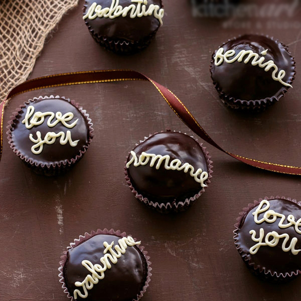 Cupcake chocolate cho Valentine