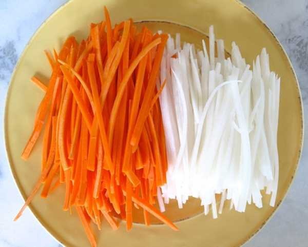 Cách làm dưa chua cà rốt và 2 món dưa cà muối ăn hoài không chán