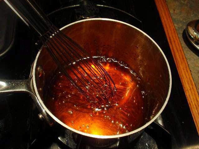 Nấu nước hàng kho thịt đừng cho đường ngay vào chảo, thêm bước này lên màu đẹp, không cháy đen
