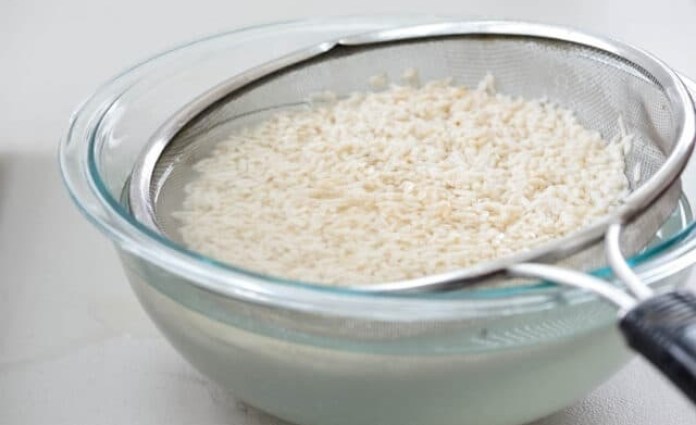 Cuối tuần rảnh rỗi làm nước gạo Hàn Quốc cực ngon lại tốt cho đường tiêu hóa