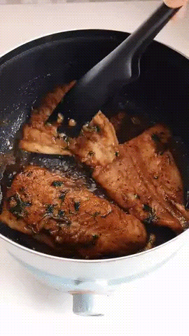 Mách chị cách làm cá kho siêu đơn giản, chưa tới 30 phút là xong mà đưa cơm tuyệt vời! - Ảnh 6.