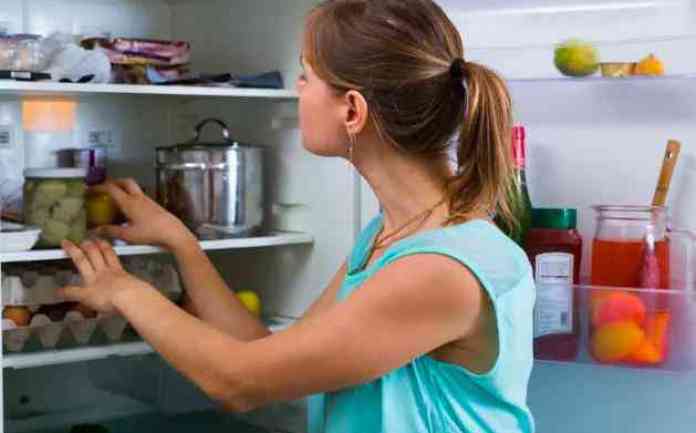 5 mẹo vệ sinh tủ lạnh siêu sạch chuẩn bị đón Tết