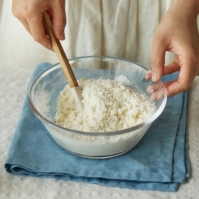 Thêm 1 cách làm bánh rán ngon - nhanh - dễ để bạn trổ tài đãi cả nhà dịp nghỉ lễ