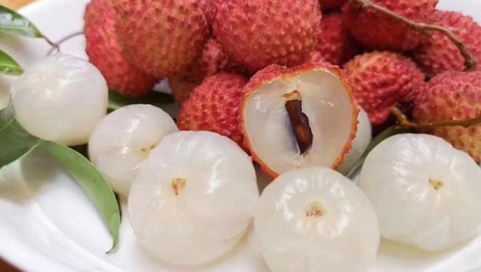 Những trái cây mùa hè gây nóng gan, khi ăn cần lưu ý kẻo dễ mẩn ngứa, nổi mụn