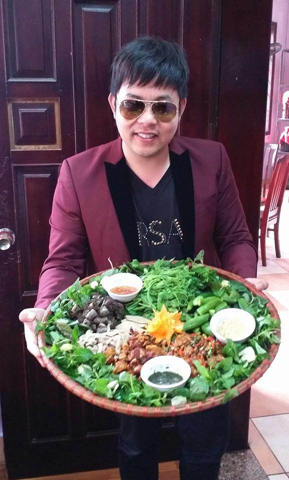 Ca sĩ Quang Lê khoe món ăn mình 