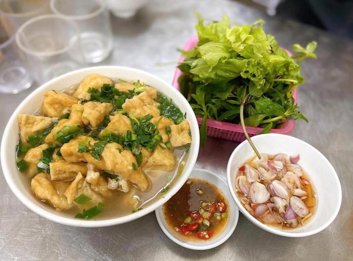 Top 10 quán ăn vặt ngon bá cháy ở Hạ Long du khách nhất định nên 'thẩm'